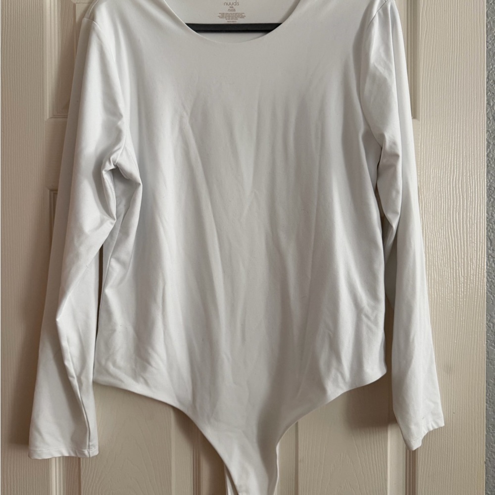 nuuds Classic White Long Sleeve Bodysuit